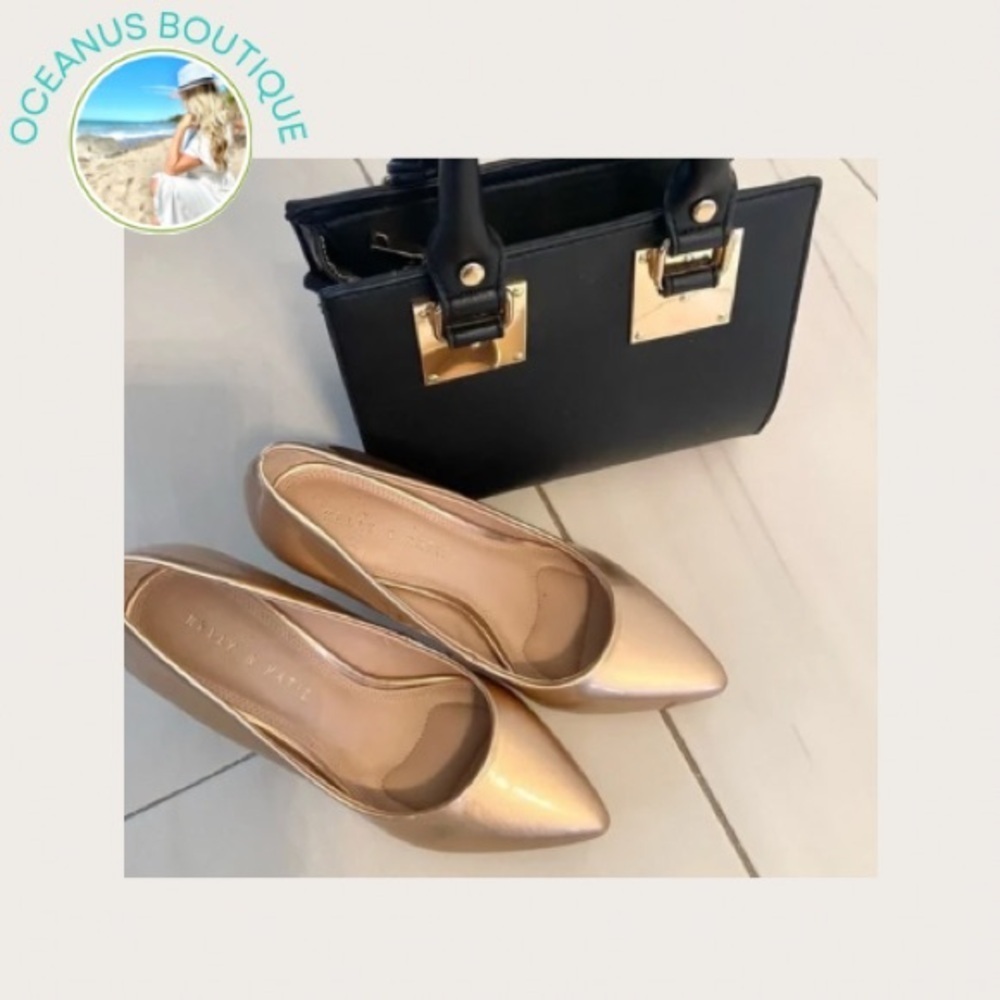 Gold oyster pearlized stilettos 8